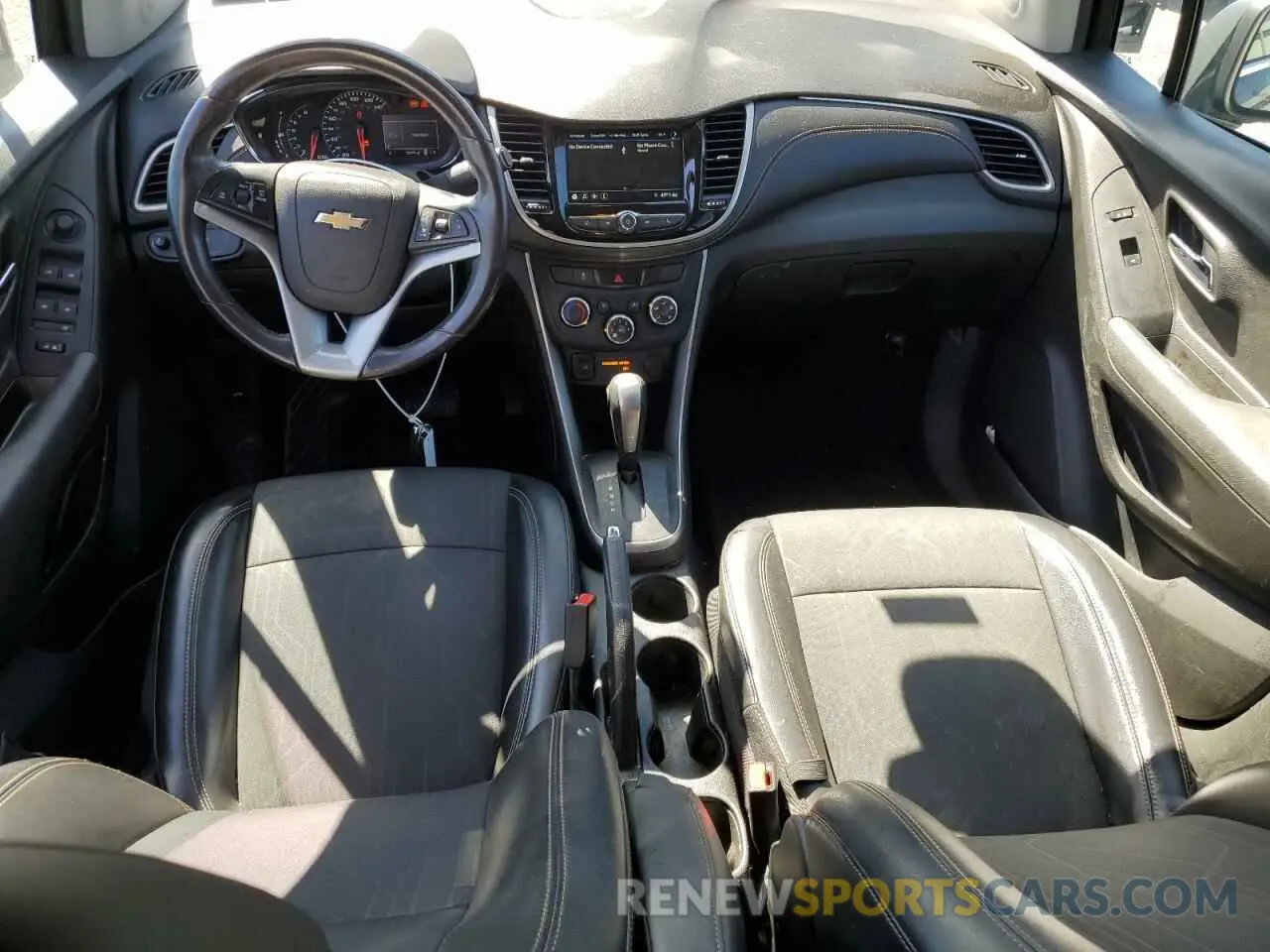 8 Photograph of a damaged car 3GNCJPSB4KL218134 CHEVROLET TRAX 2019