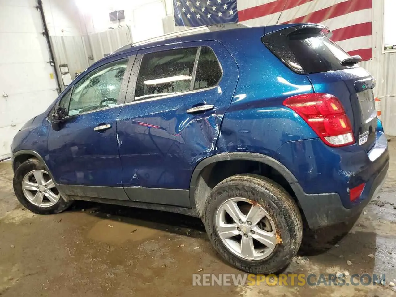 2 Photograph of a damaged car 3GNCJPSB5KL251143 CHEVROLET TRAX 2019