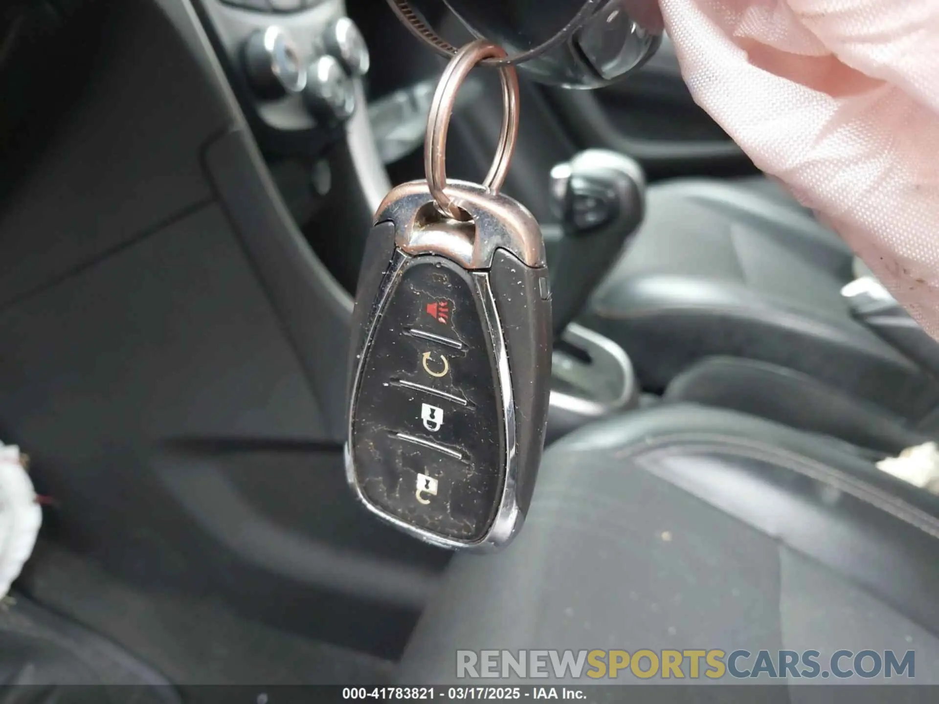 11 Photograph of a damaged car 3GNCJPSB6KL337318 CHEVROLET TRAX 2019