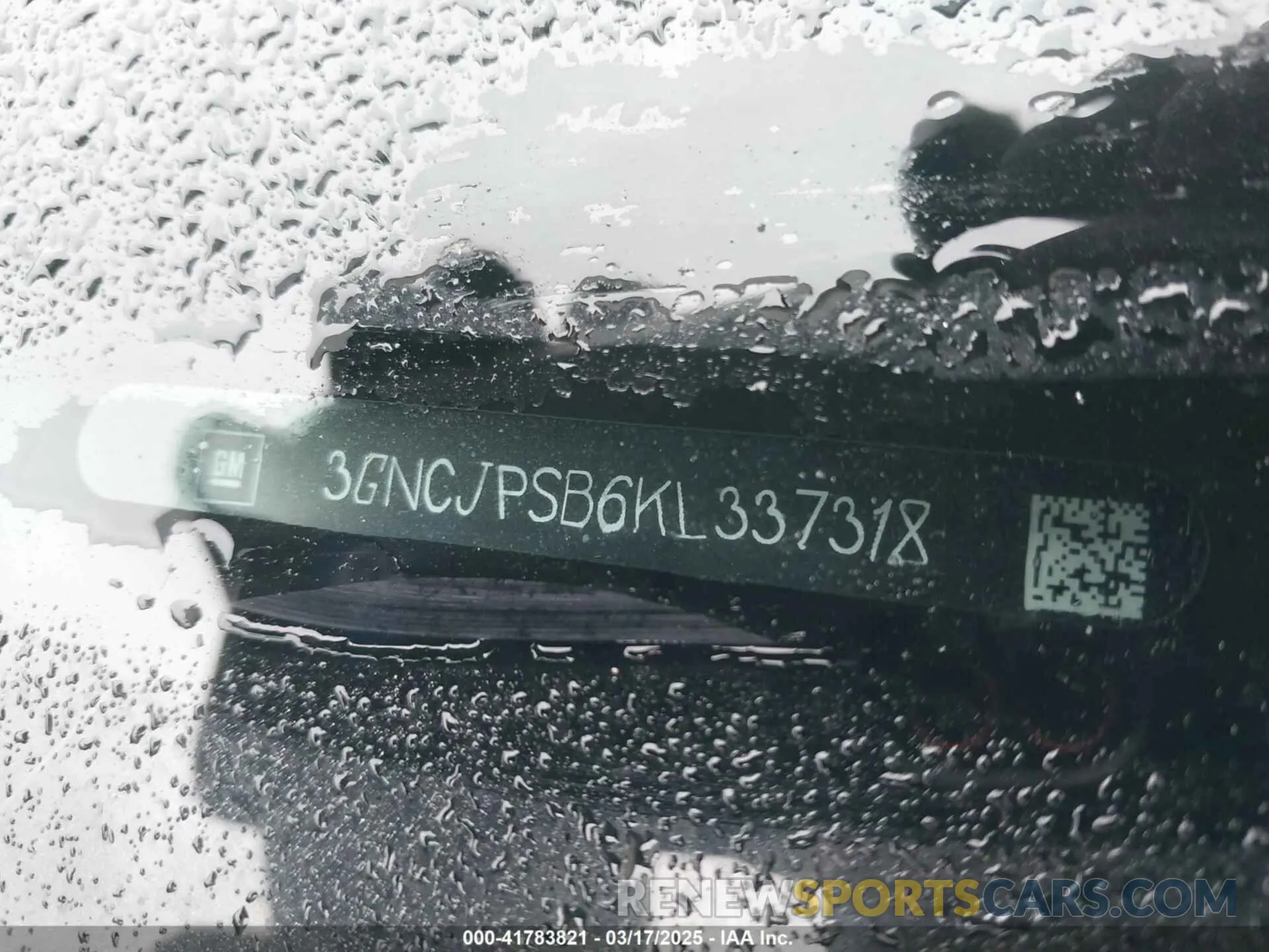 17 Photograph of a damaged car 3GNCJPSB6KL337318 CHEVROLET TRAX 2019