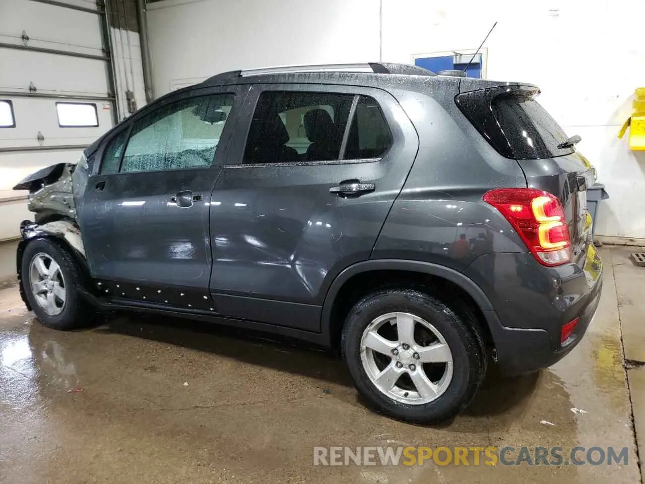 2 Фотография поврежденного автомобиля 3GNCJPSB6KL387393 CHEVROLET TRAX 2019