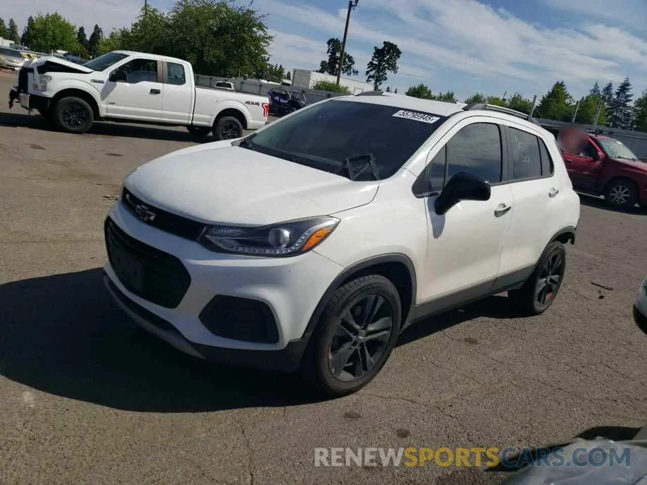 1 Photograph of a damaged car 3GNCJPSB8KL266753 CHEVROLET TRAX 2019