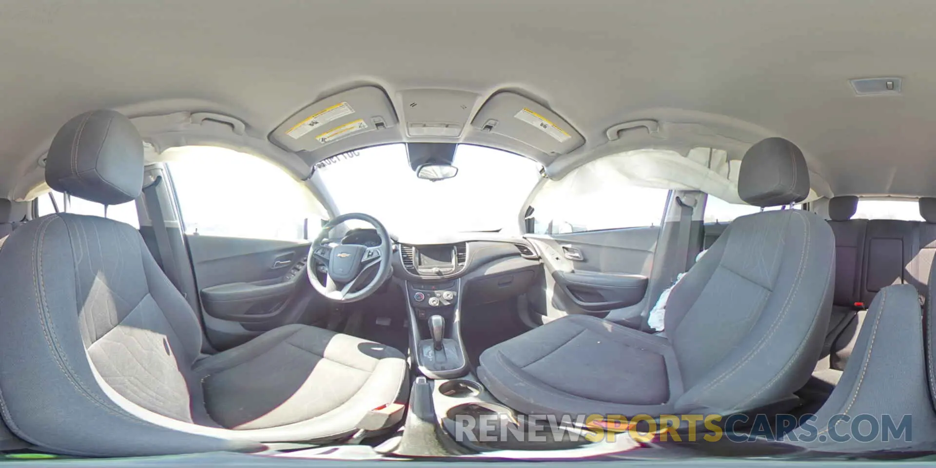 13 Photograph of a damaged car 3GNCJPSB8KL275369 CHEVROLET TRAX 2019