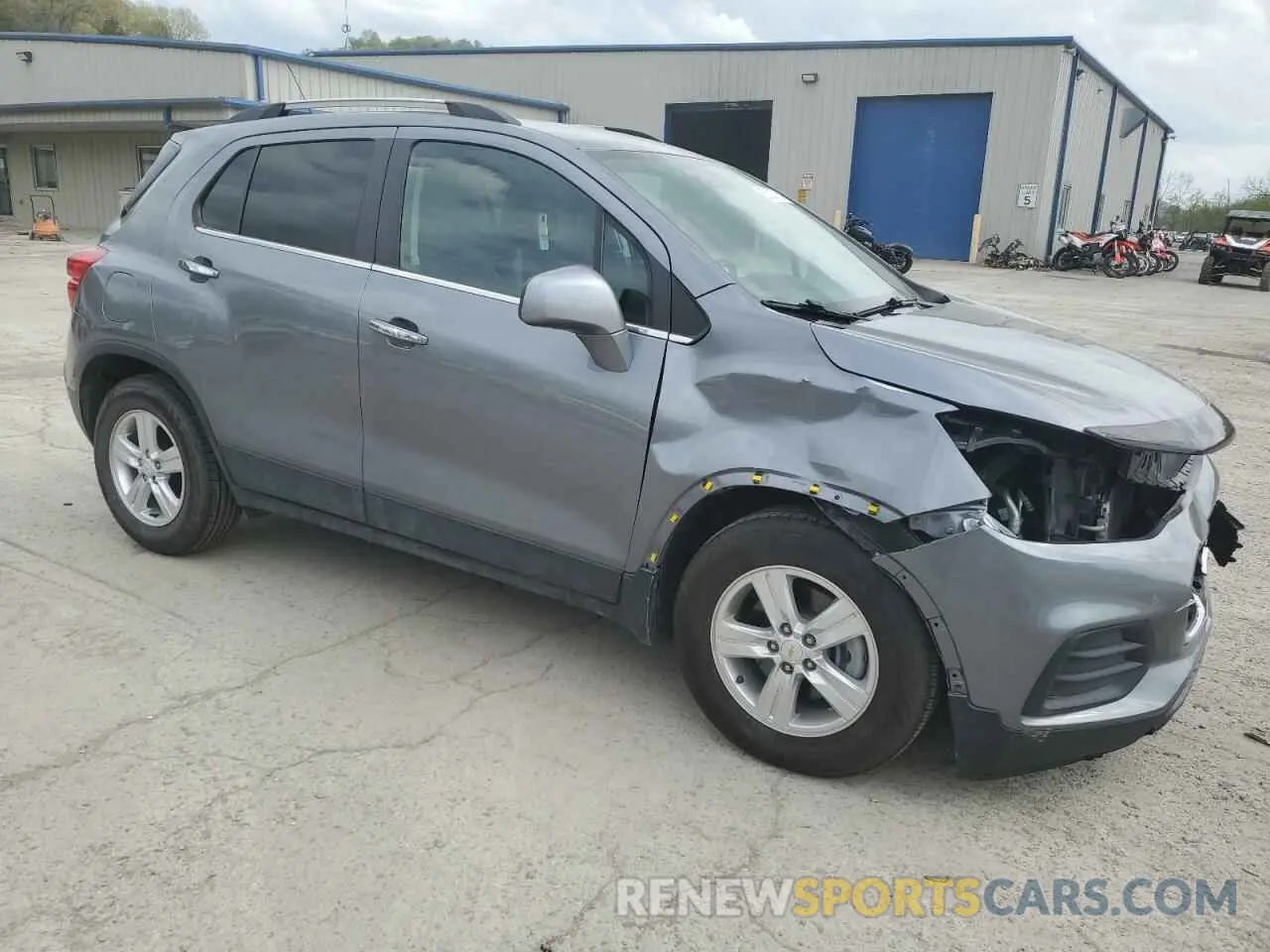 4 Фотография поврежденного автомобиля KL7CJLSB0KB719229 CHEVROLET TRAX 2019