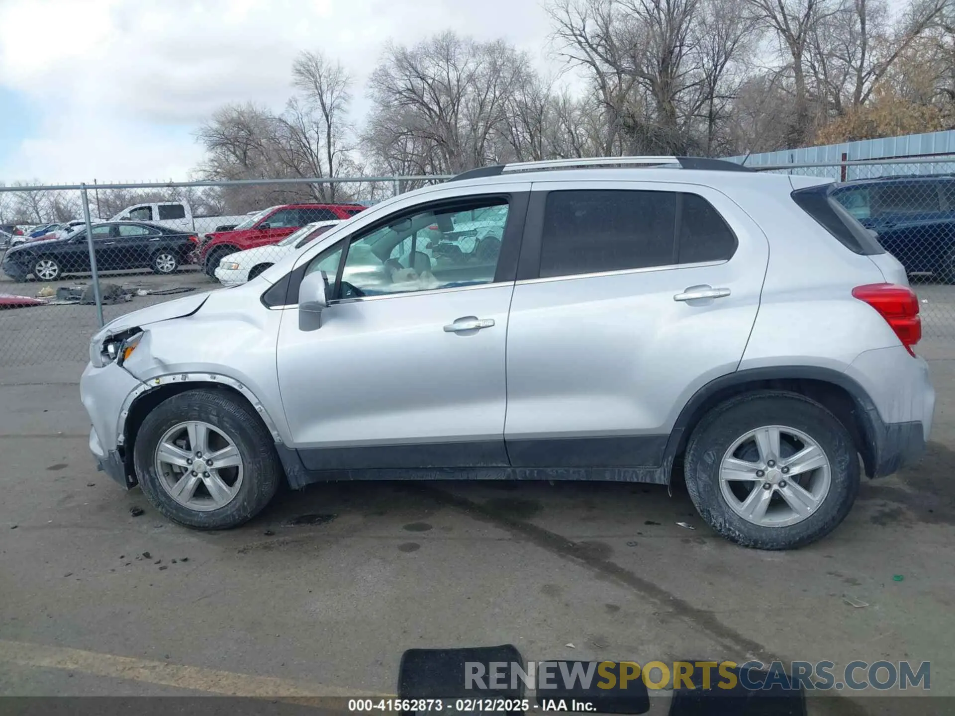 14 Photograph of a damaged car KL7CJLSB0KB753820 CHEVROLET TRAX 2019