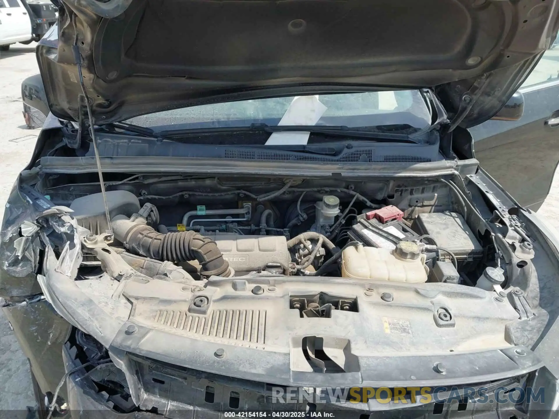 10 Photograph of a damaged car KL7CJLSB1KB817282 CHEVROLET TRAX 2019