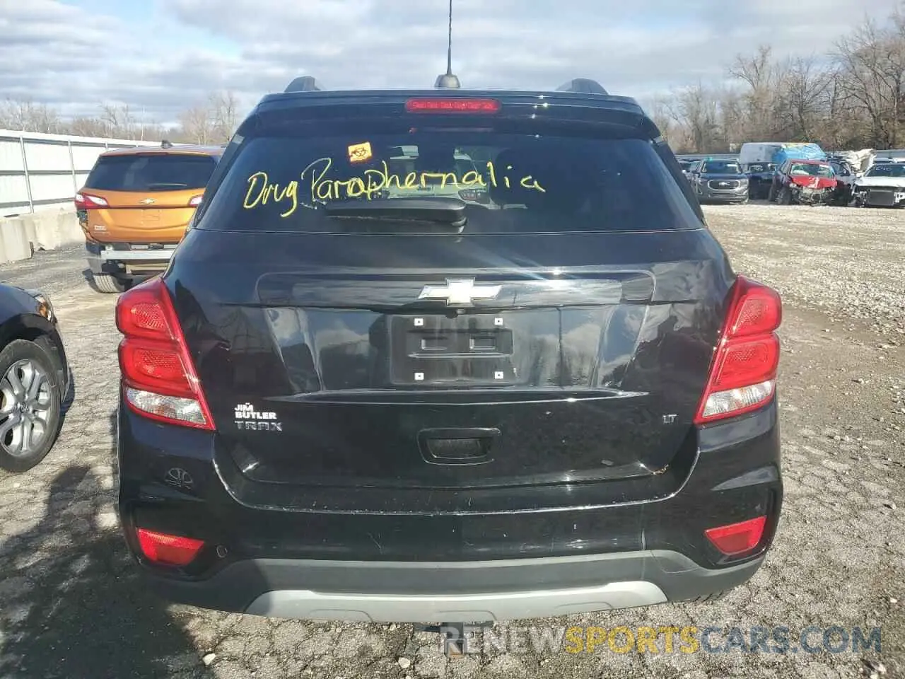 6 Фотография поврежденного автомобиля KL7CJLSB2KB789850 CHEVROLET TRAX 2019