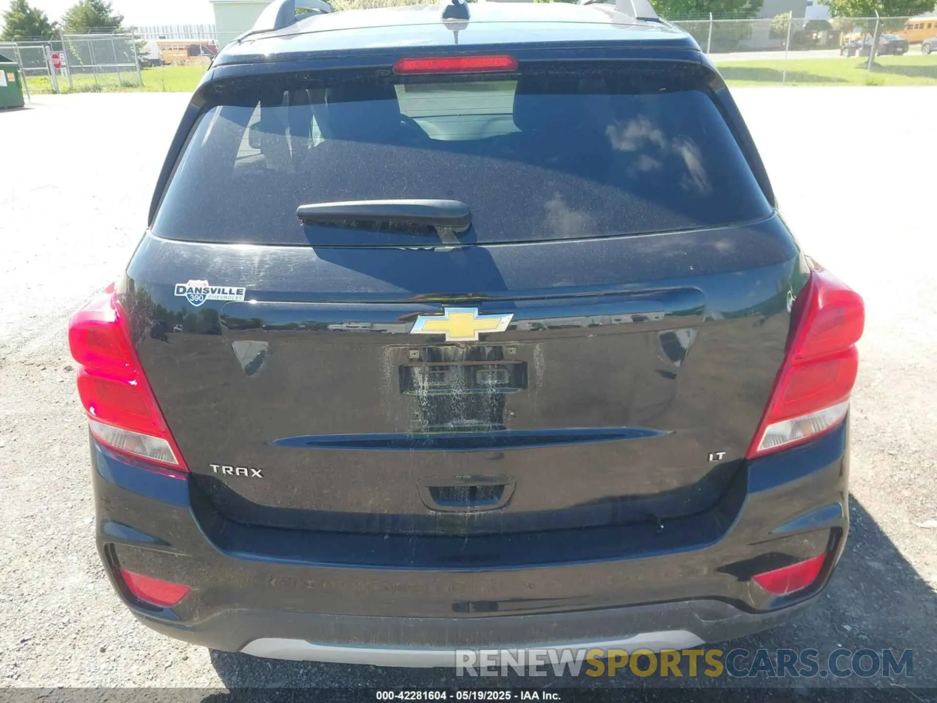 15 Photograph of a damaged car KL7CJLSB2KB789959 CHEVROLET TRAX 2019