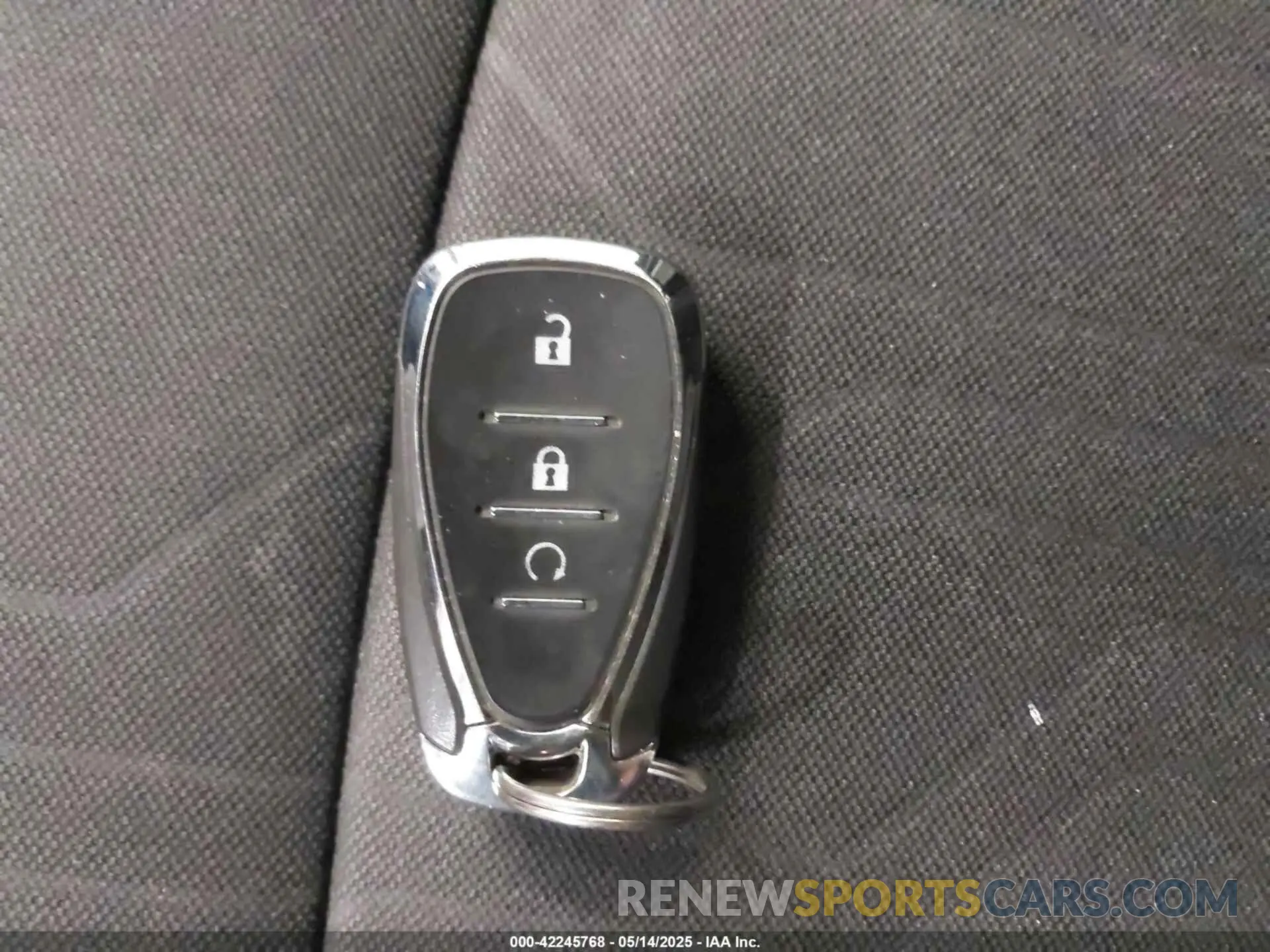 11 Фотография поврежденного автомобиля KL7CJLSB2KB828372 CHEVROLET TRAX 2019