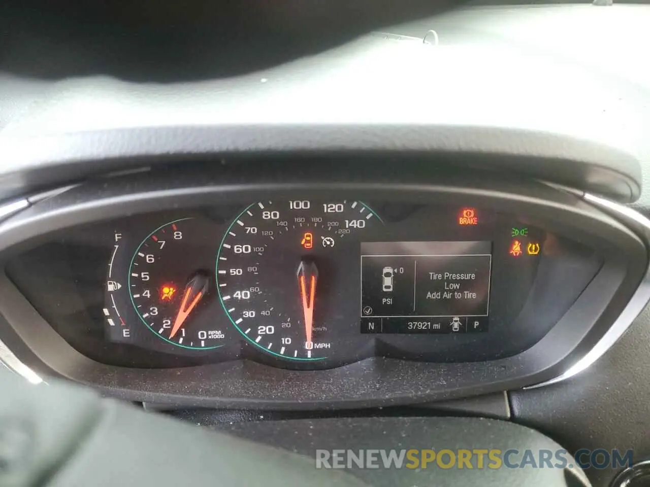 9 Фотография поврежденного автомобиля KL7CJLSB3KB719631 CHEVROLET TRAX 2019