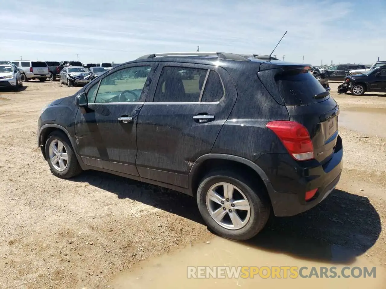 2 Фотография поврежденного автомобиля KL7CJLSB4KB774931 CHEVROLET TRAX 2019
