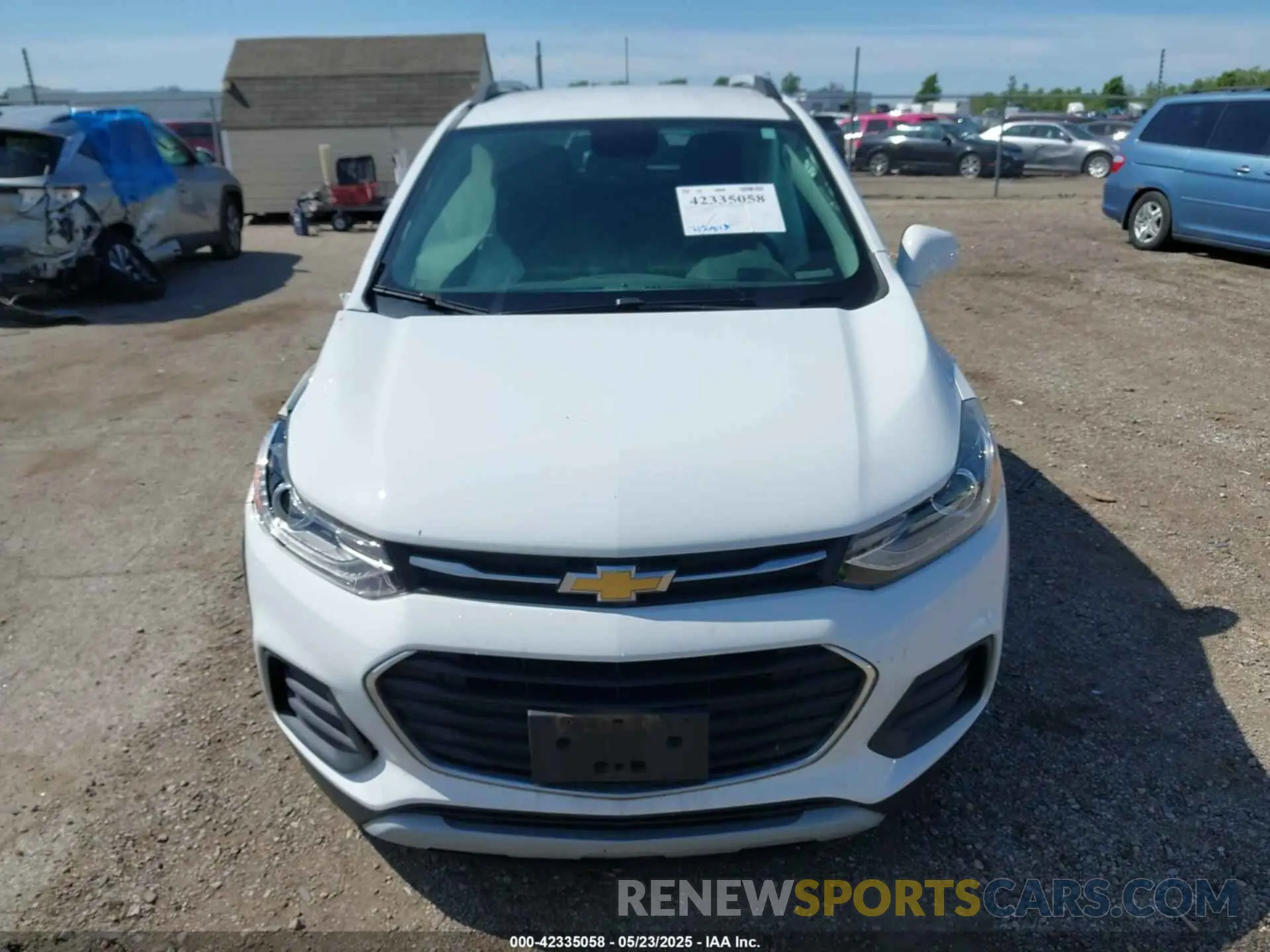 12 Фотография поврежденного автомобиля KL7CJLSB5KB771603 CHEVROLET TRAX 2019