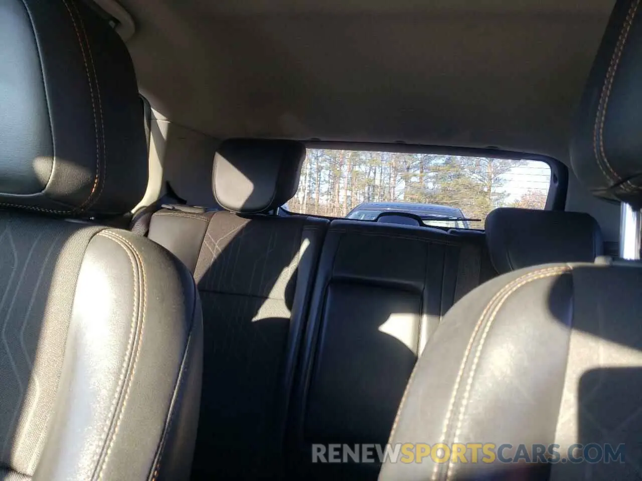 10 Фотография поврежденного автомобиля KL7CJLSB5KB932452 CHEVROLET TRAX 2019