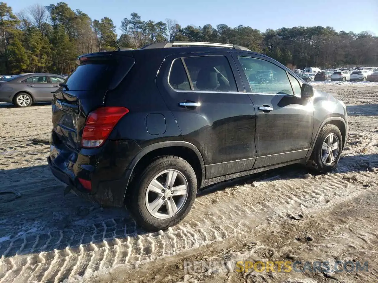 3 Фотография поврежденного автомобиля KL7CJLSB5KB932452 CHEVROLET TRAX 2019