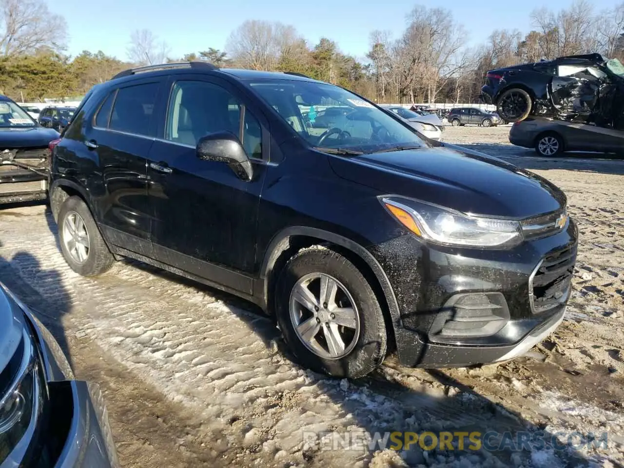 4 Фотография поврежденного автомобиля KL7CJLSB5KB932452 CHEVROLET TRAX 2019