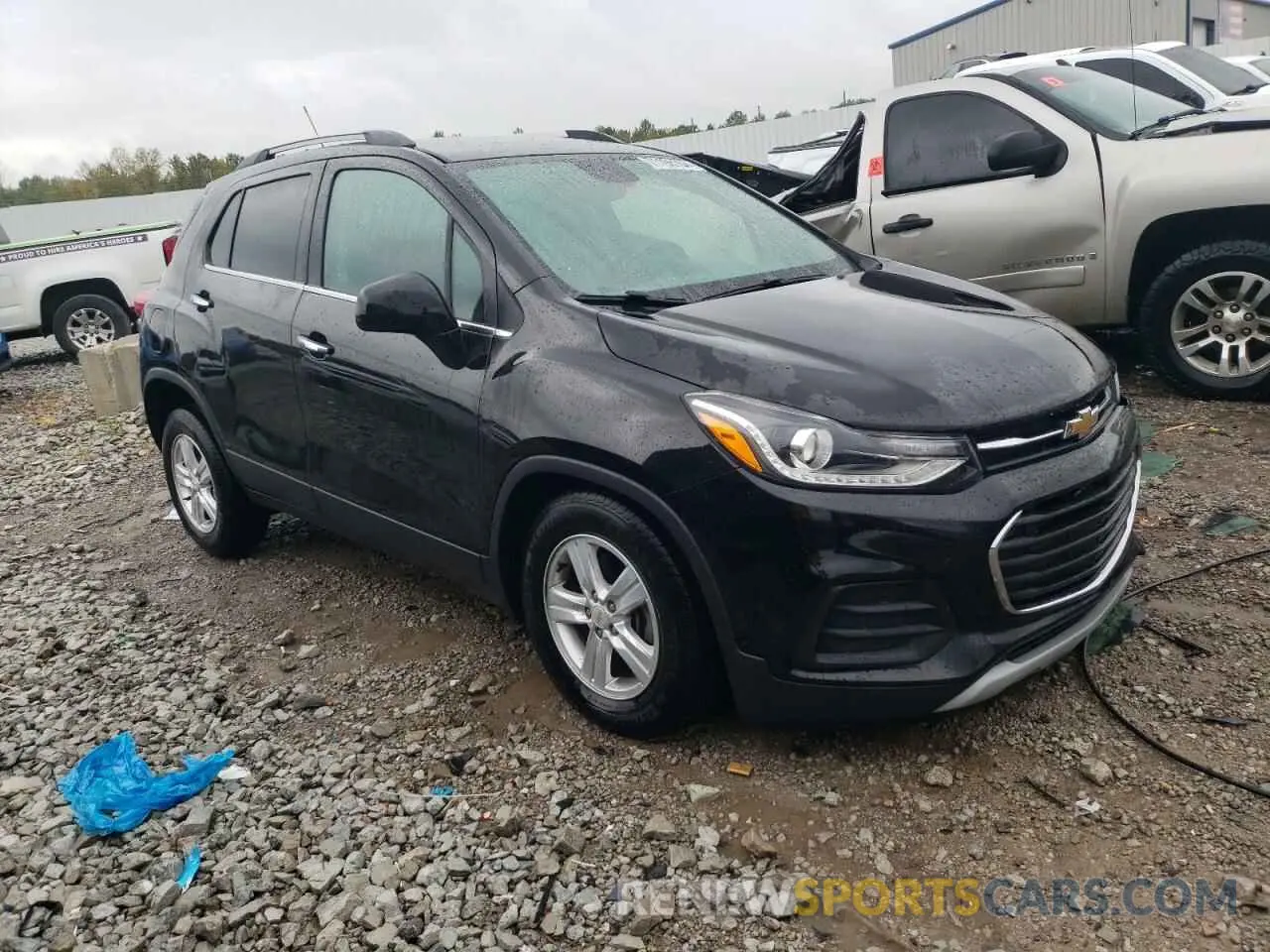 4 Photograph of a damaged car KL7CJLSB6KB747908 CHEVROLET TRAX 2019
