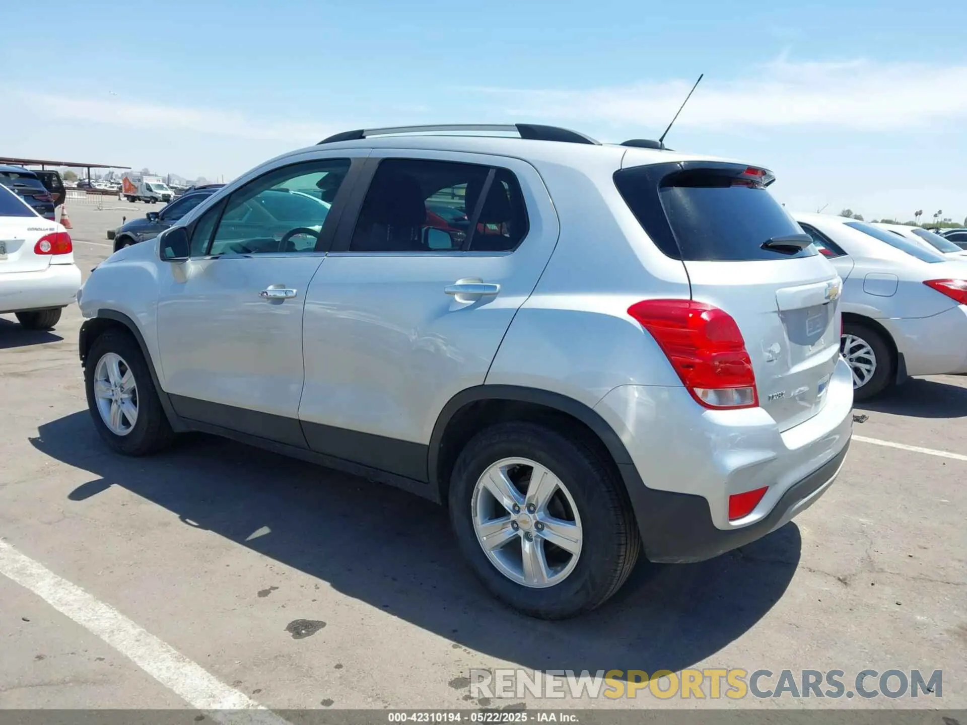 3 Photograph of a damaged car KL7CJLSB6KB848253 CHEVROLET TRAX 2019