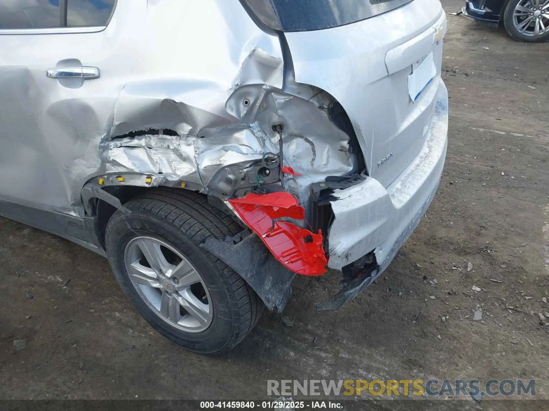 6 Photograph of a damaged car KL7CJLSB6KB912193 CHEVROLET TRAX 2019
