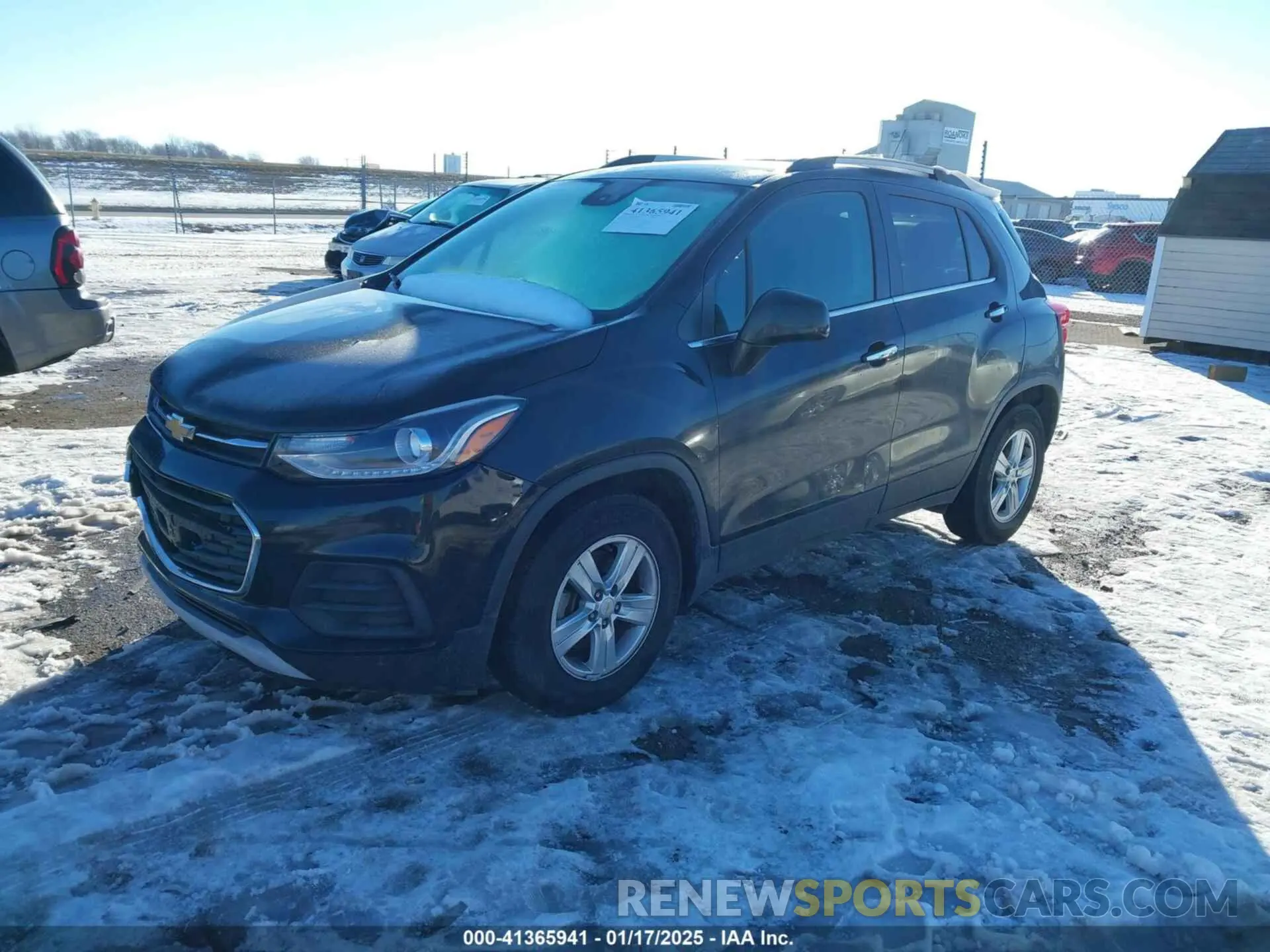 2 Photograph of a damaged car KL7CJLSB9KB744243 CHEVROLET TRAX 2019