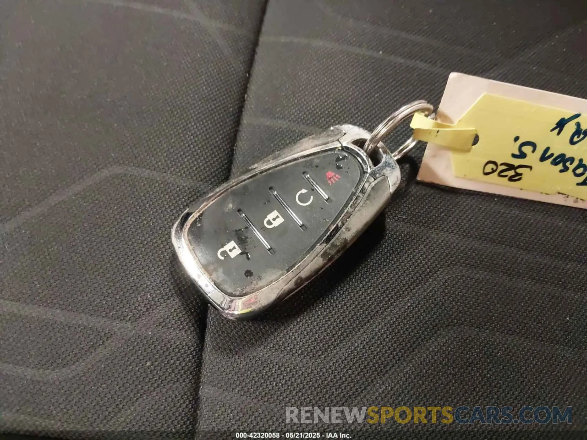 11 Фотография поврежденного автомобиля KL7CJLSB9KB903147 CHEVROLET TRAX 2019