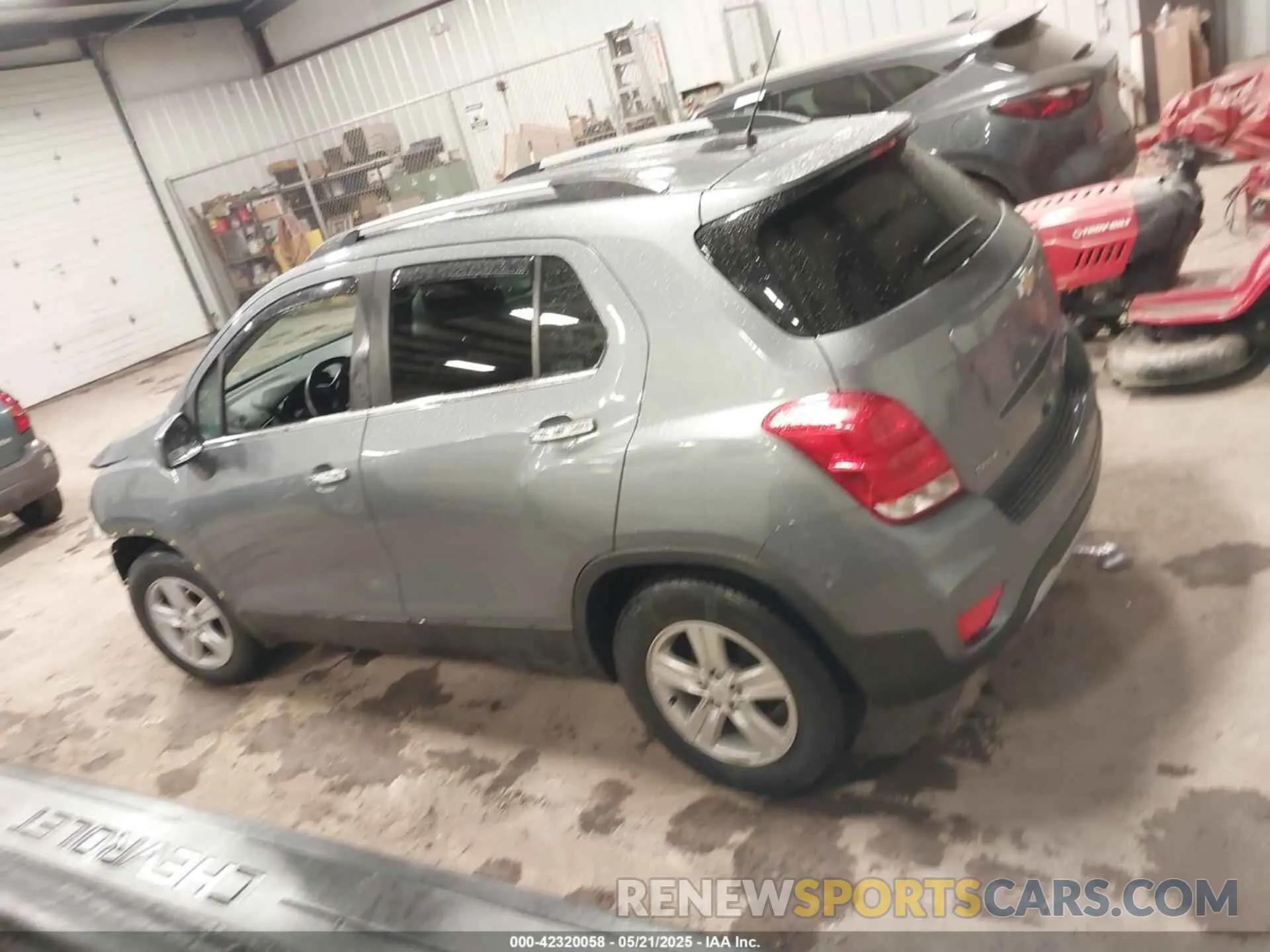 14 Фотография поврежденного автомобиля KL7CJLSB9KB903147 CHEVROLET TRAX 2019