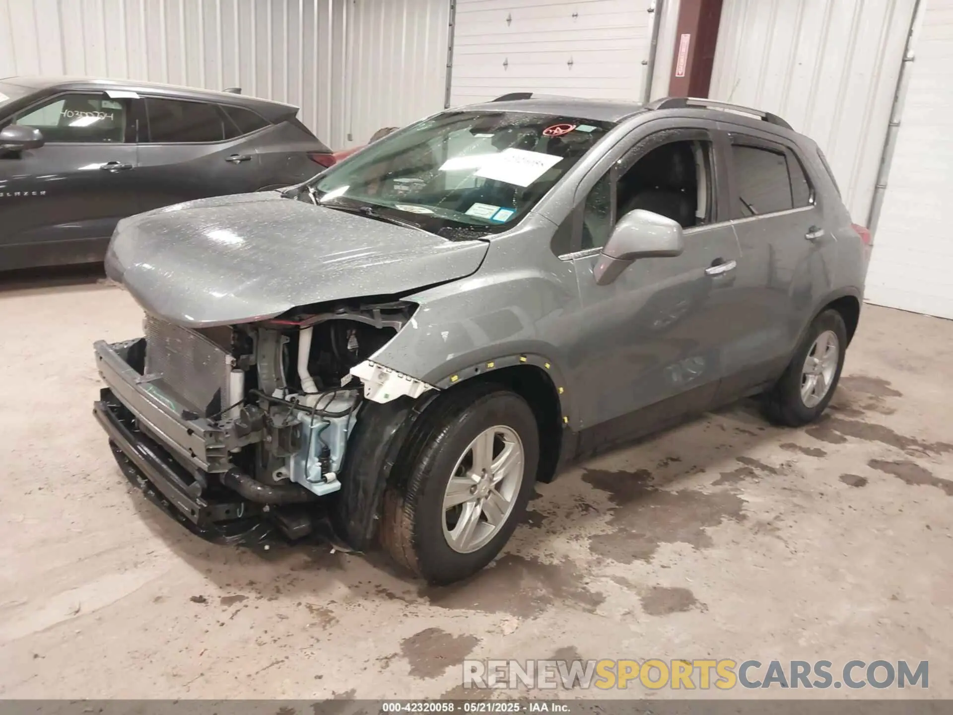 2 Фотография поврежденного автомобиля KL7CJLSB9KB903147 CHEVROLET TRAX 2019