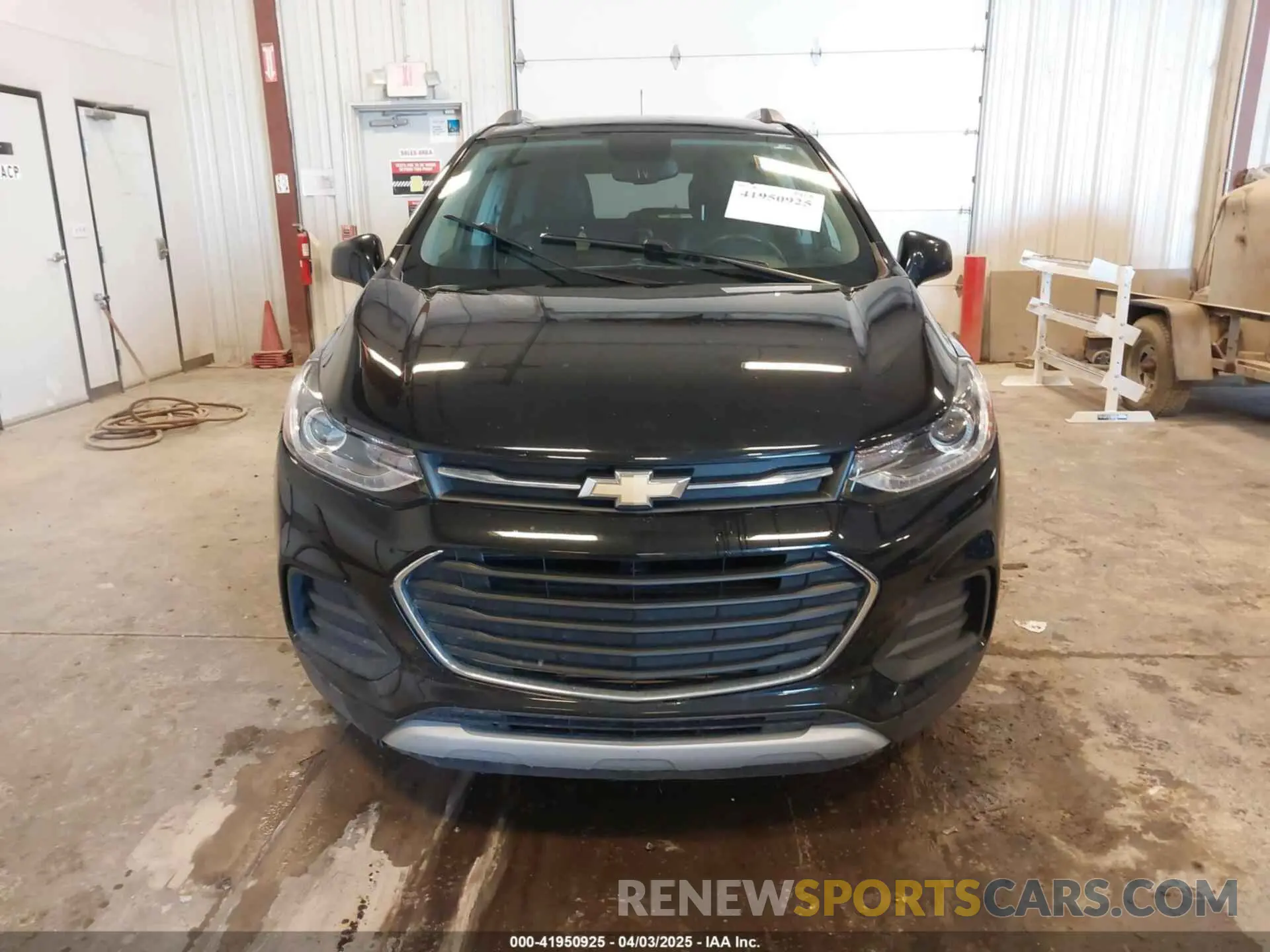 6 Фотография поврежденного автомобиля KL7CJLSB9KB908171 CHEVROLET TRAX 2019