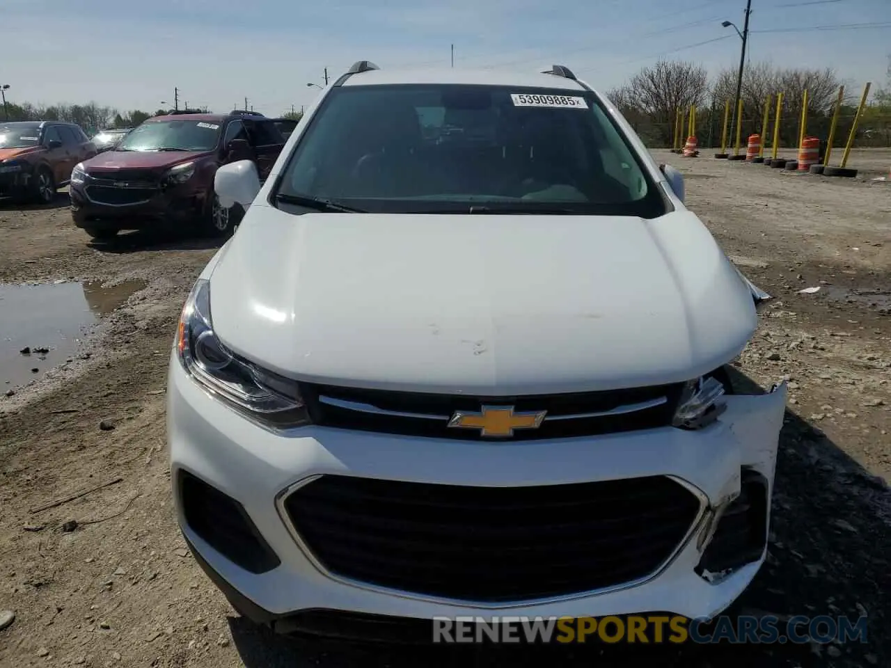 5 Photograph of a damaged car KL7CJLSB9KB962425 CHEVROLET TRAX 2019