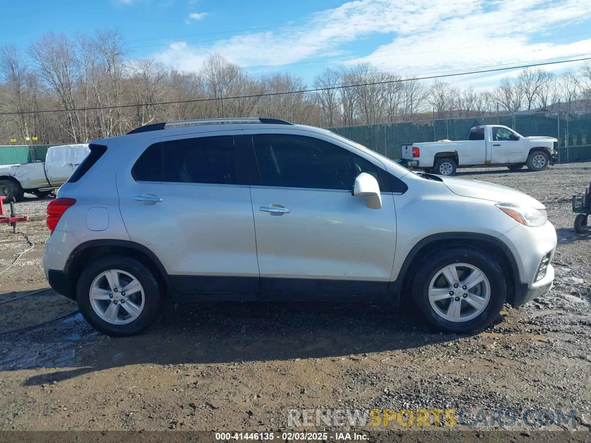 13 Photograph of a damaged car KL7CJLSBXKB962501 CHEVROLET TRAX 2019