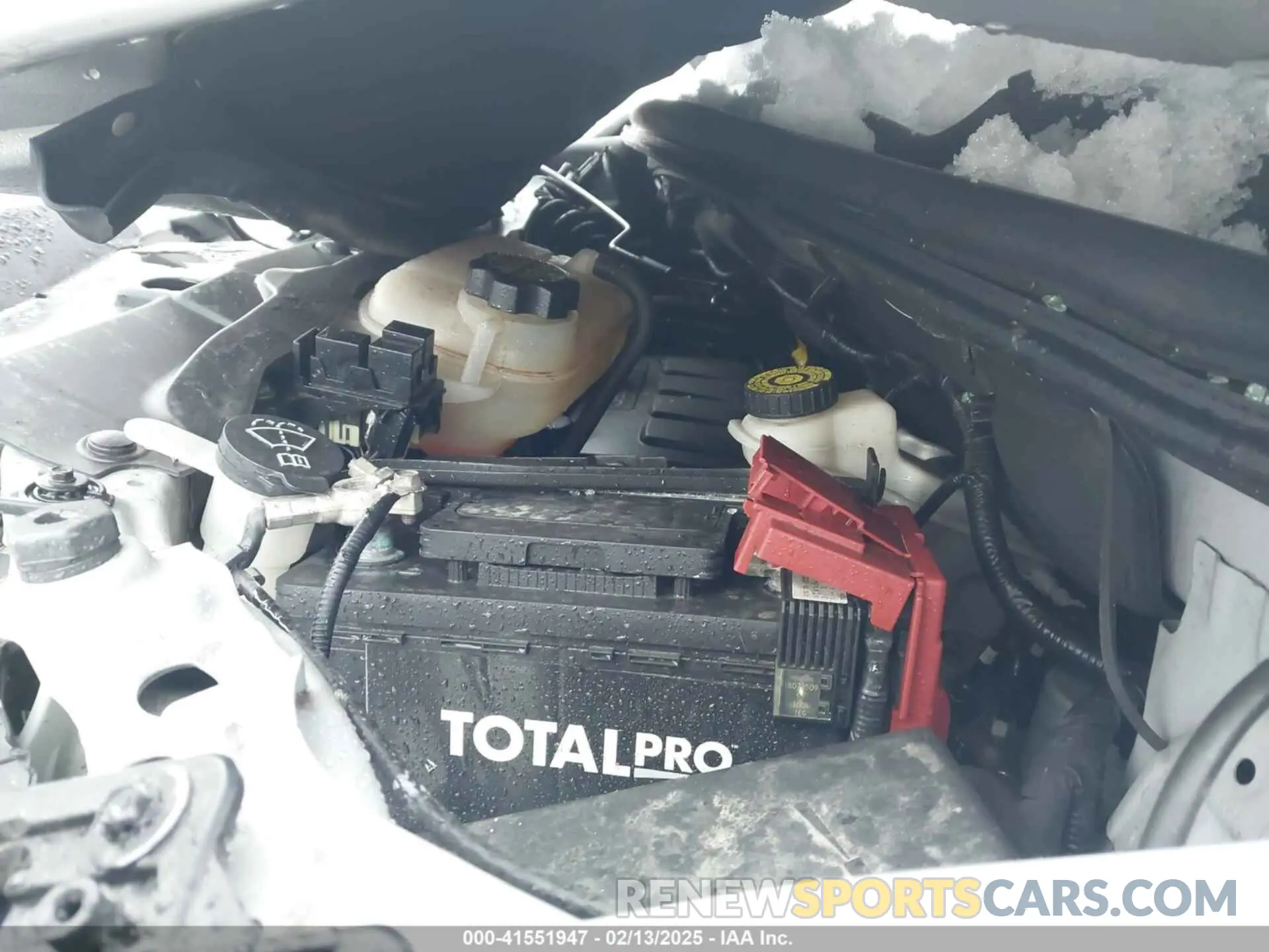 10 Фотография поврежденного автомобиля KL7CJPSB0KB780927 CHEVROLET TRAX 2019