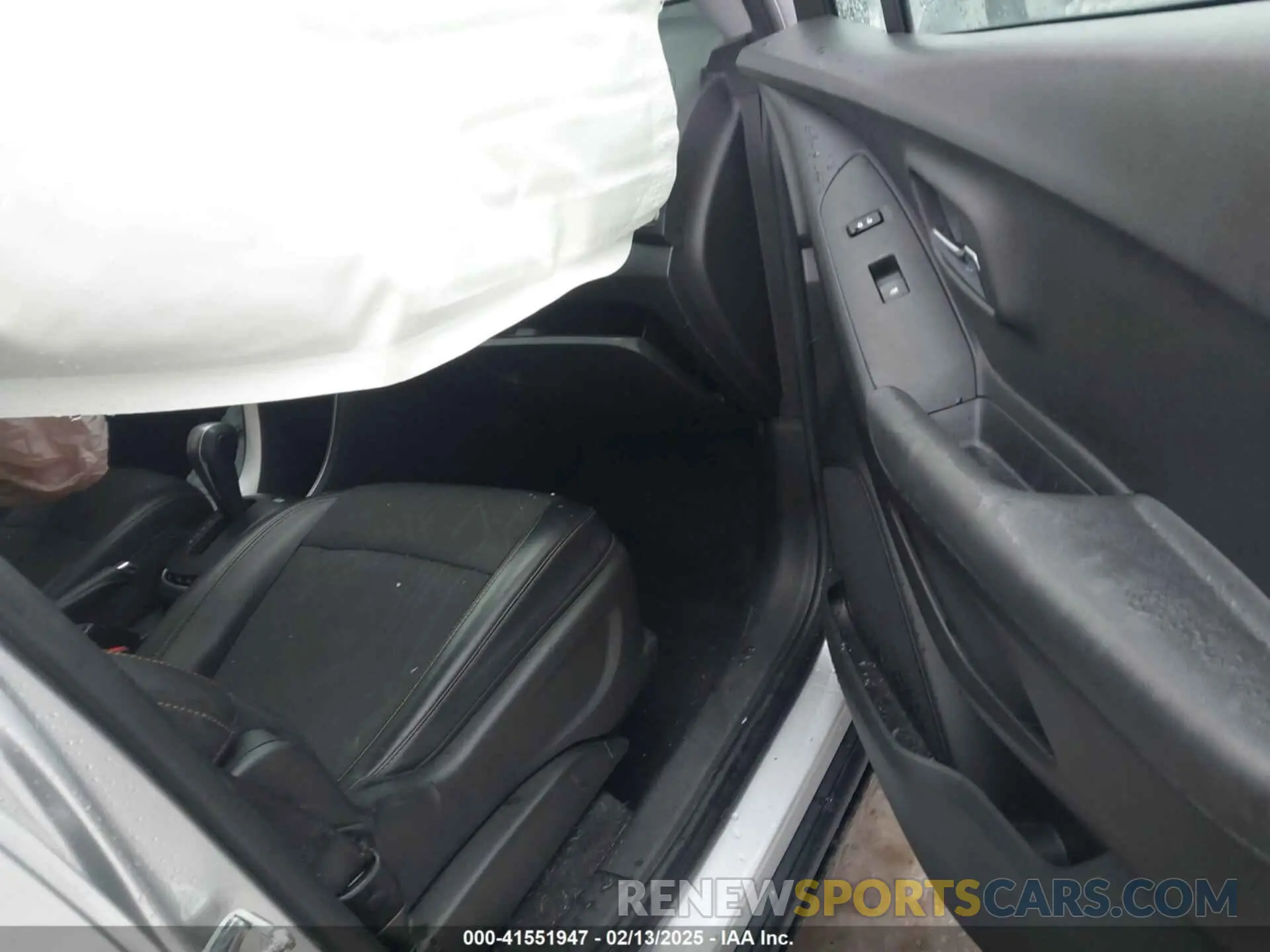 5 Фотография поврежденного автомобиля KL7CJPSB0KB780927 CHEVROLET TRAX 2019