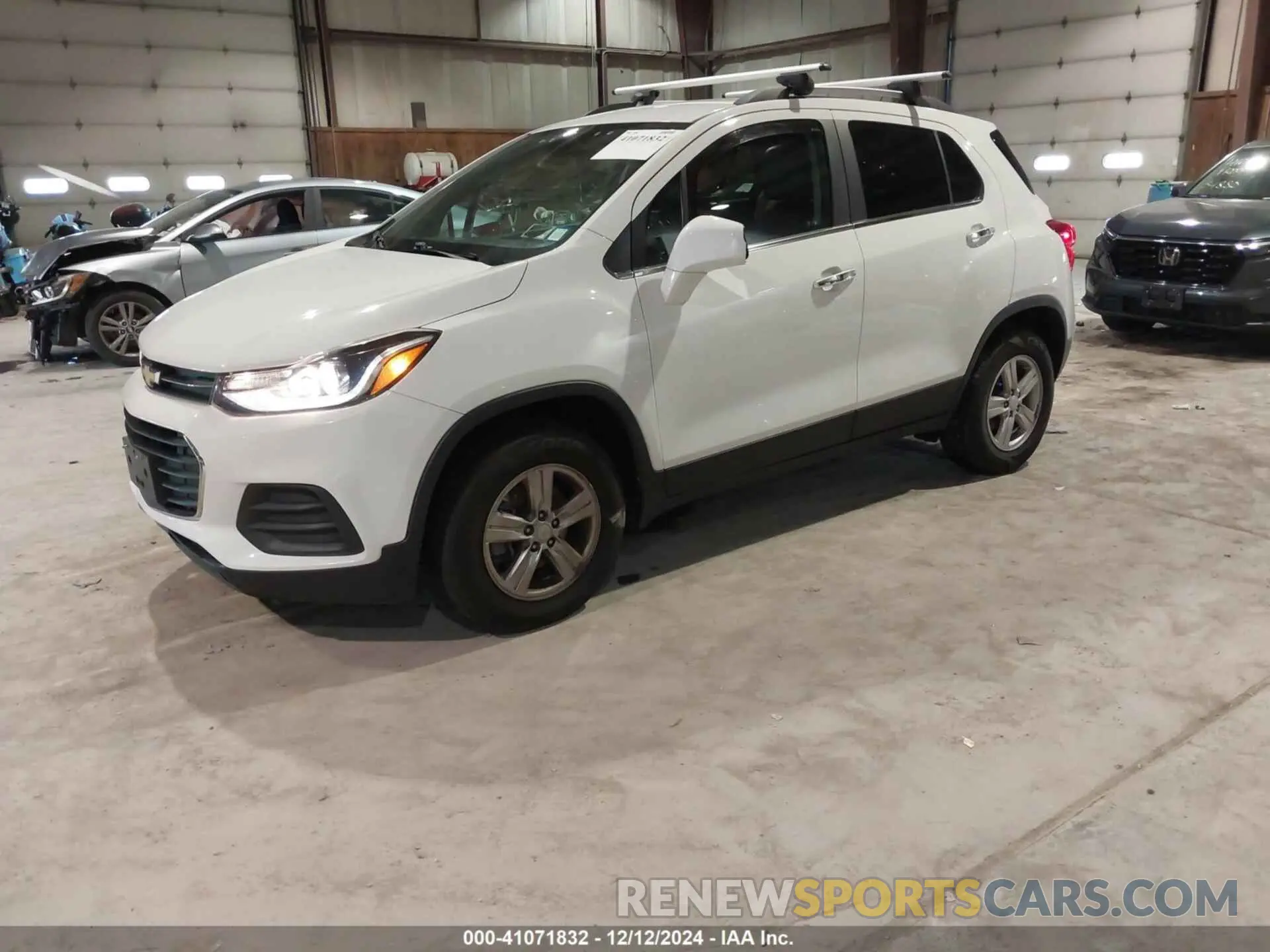 2 Фотография поврежденного автомобиля KL7CJPSB0KB895057 CHEVROLET TRAX 2019