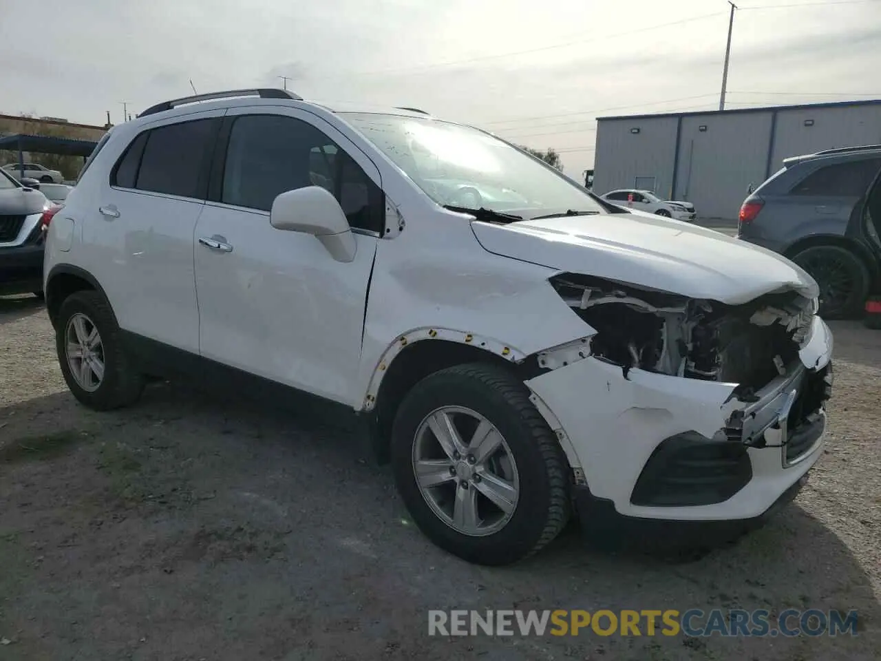 4 Photograph of a damaged car KL7CJPSB0KB920880 CHEVROLET TRAX 2019