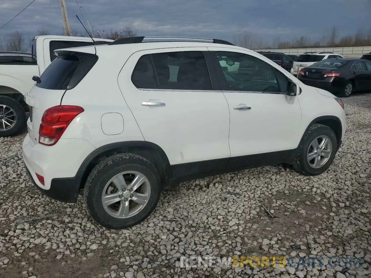 3 Photograph of a damaged car KL7CJPSB1KB719280 CHEVROLET TRAX 2019
