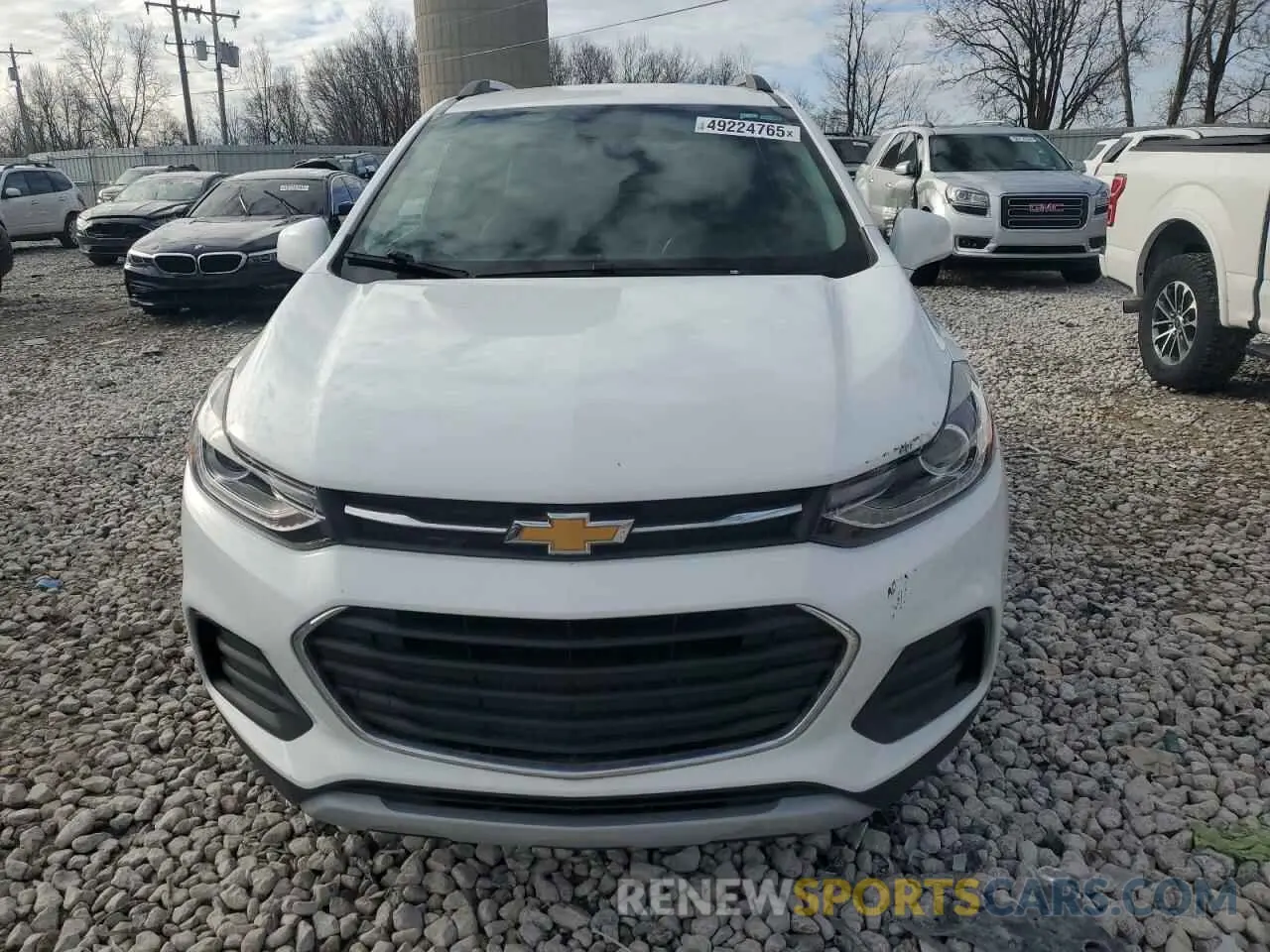 5 Photograph of a damaged car KL7CJPSB1KB719280 CHEVROLET TRAX 2019