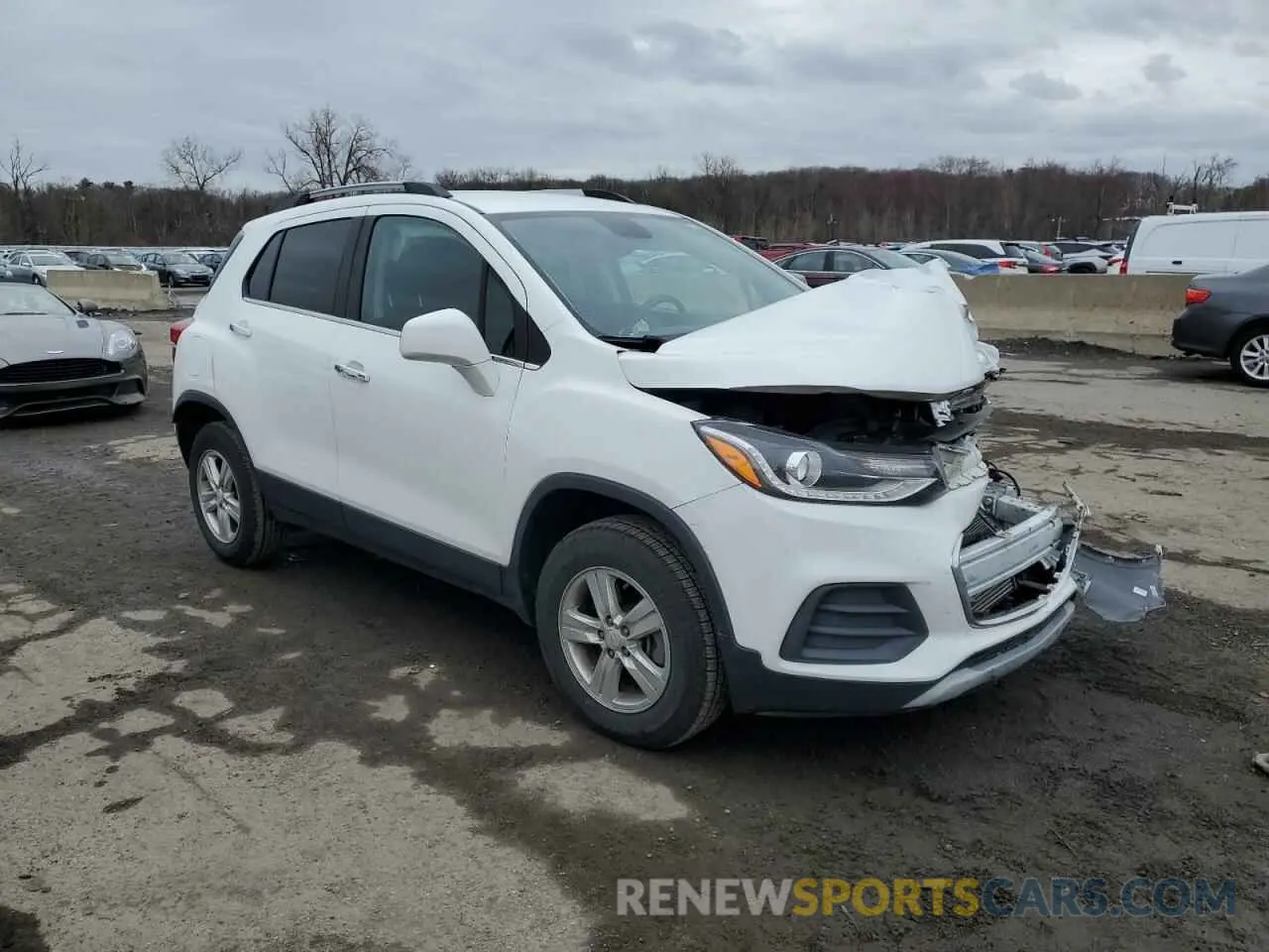 4 Фотография поврежденного автомобиля KL7CJPSB1KB926719 CHEVROLET TRAX 2019