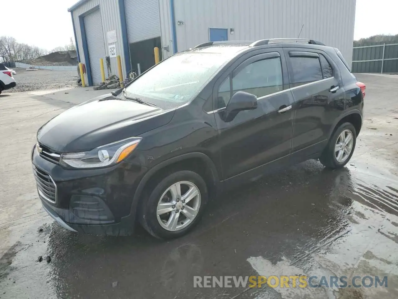1 Photograph of a damaged car KL7CJPSB3KB743872 CHEVROLET TRAX 2019
