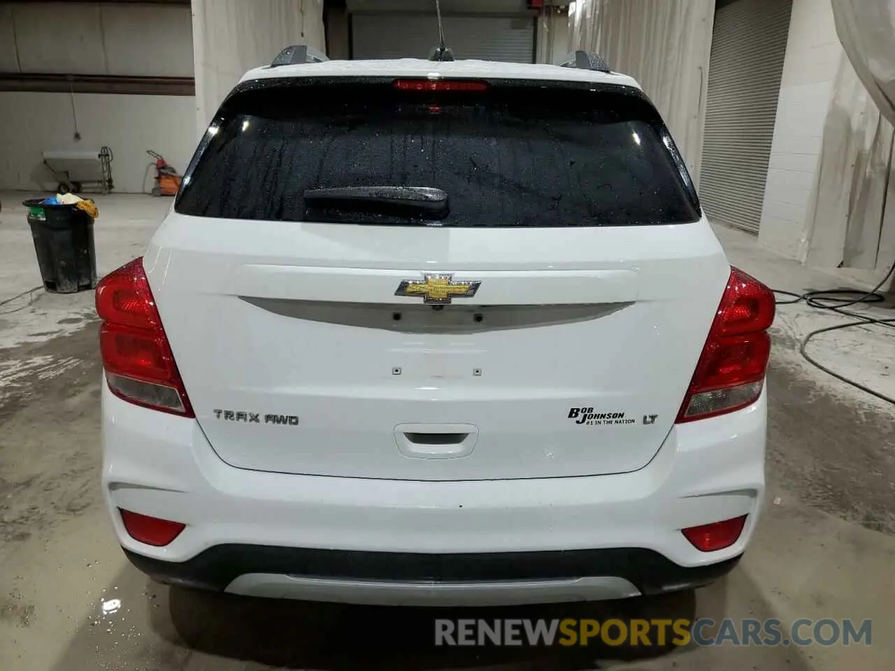 6 Фотография поврежденного автомобиля KL7CJPSB4KB931588 CHEVROLET TRAX 2019