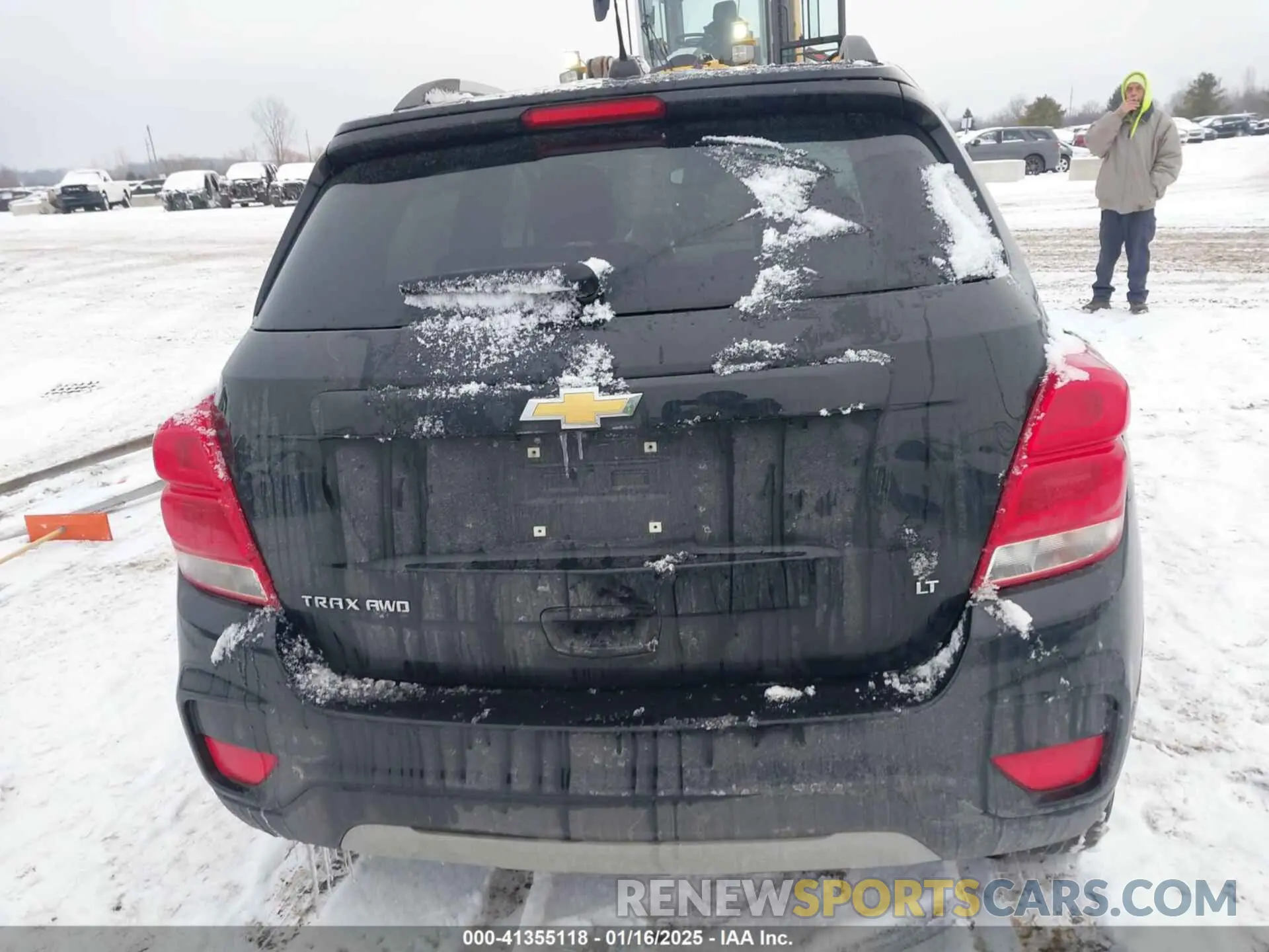 16 Photograph of a damaged car KL7CJPSB6KB925985 CHEVROLET TRAX 2019