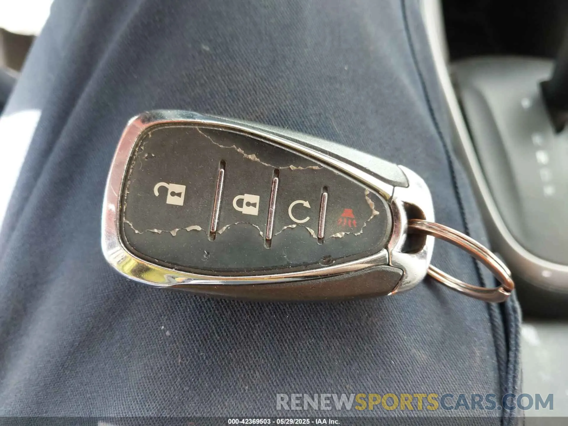 11 Photograph of a damaged car KL7CJPSB7KB732437 CHEVROLET TRAX 2019