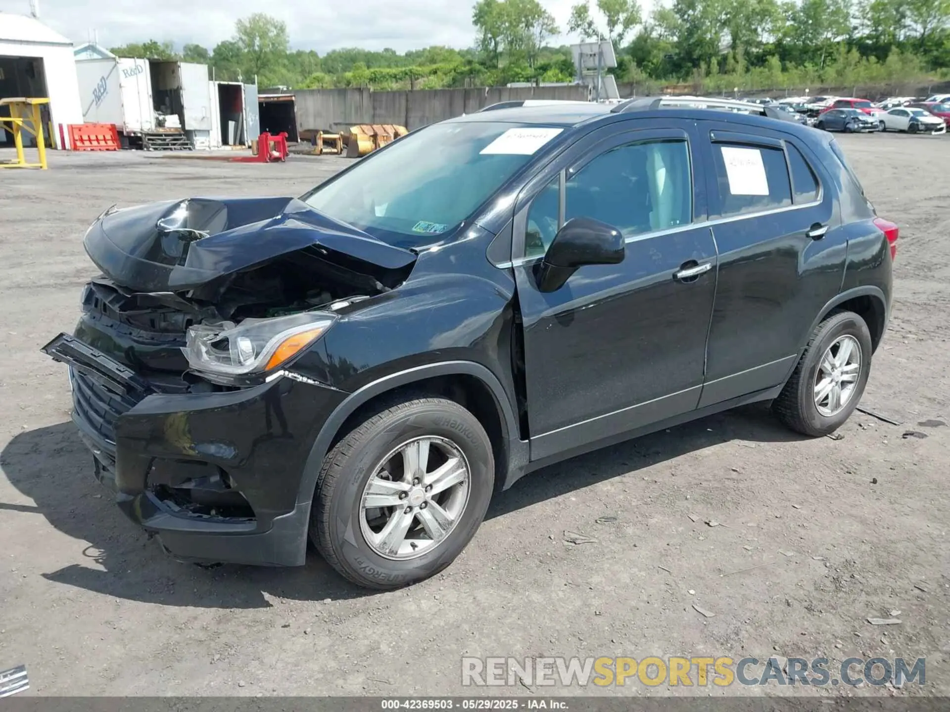2 Photograph of a damaged car KL7CJPSB7KB732437 CHEVROLET TRAX 2019