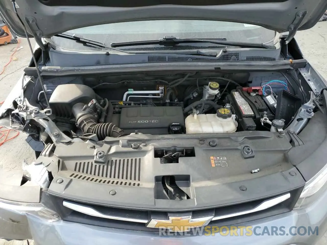 12 Фотография поврежденного автомобиля KL7CJPSB7KB880071 CHEVROLET TRAX 2019