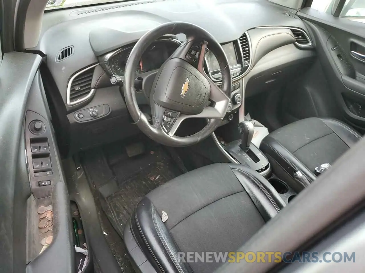8 Фотография поврежденного автомобиля KL7CJPSB7KB880071 CHEVROLET TRAX 2019