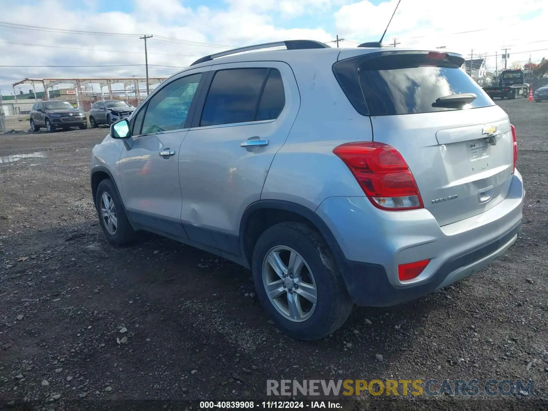 3 Photograph of a damaged car KL7CJPSB8KB830991 CHEVROLET TRAX 2019
