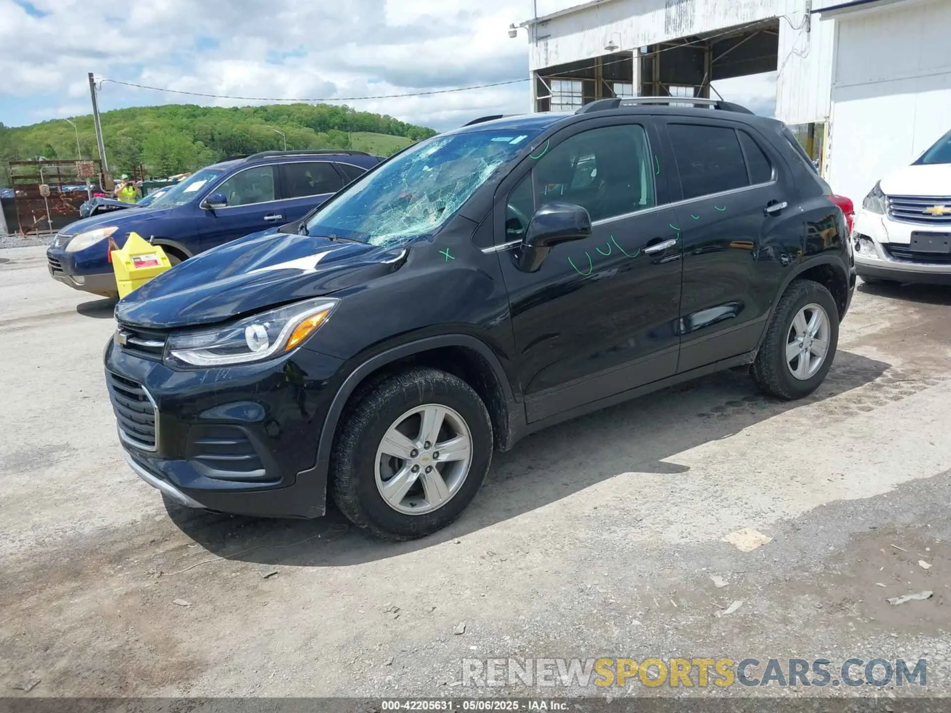 2 Photograph of a damaged car KL7CJPSB8KB901218 CHEVROLET TRAX 2019