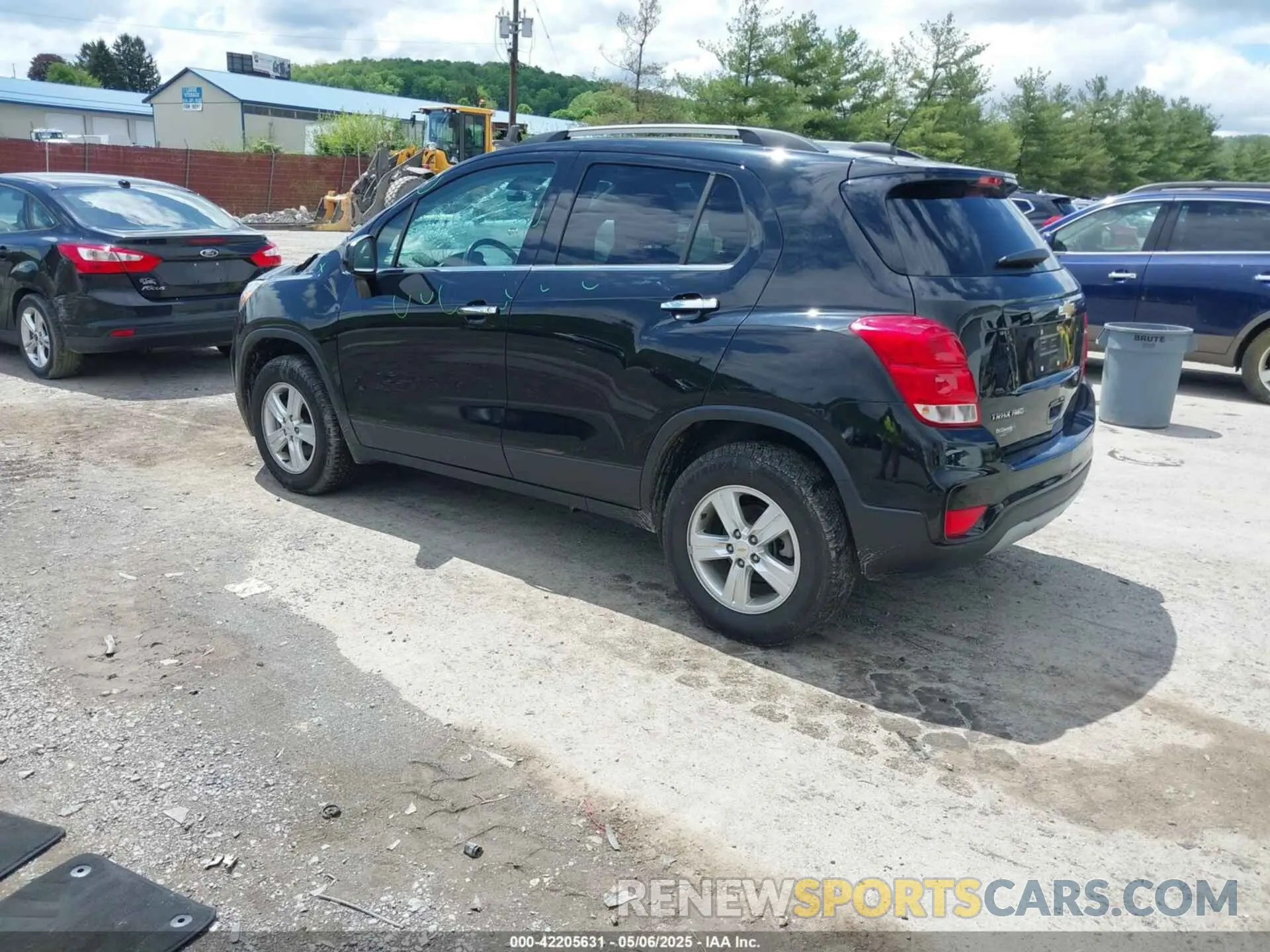 3 Photograph of a damaged car KL7CJPSB8KB901218 CHEVROLET TRAX 2019