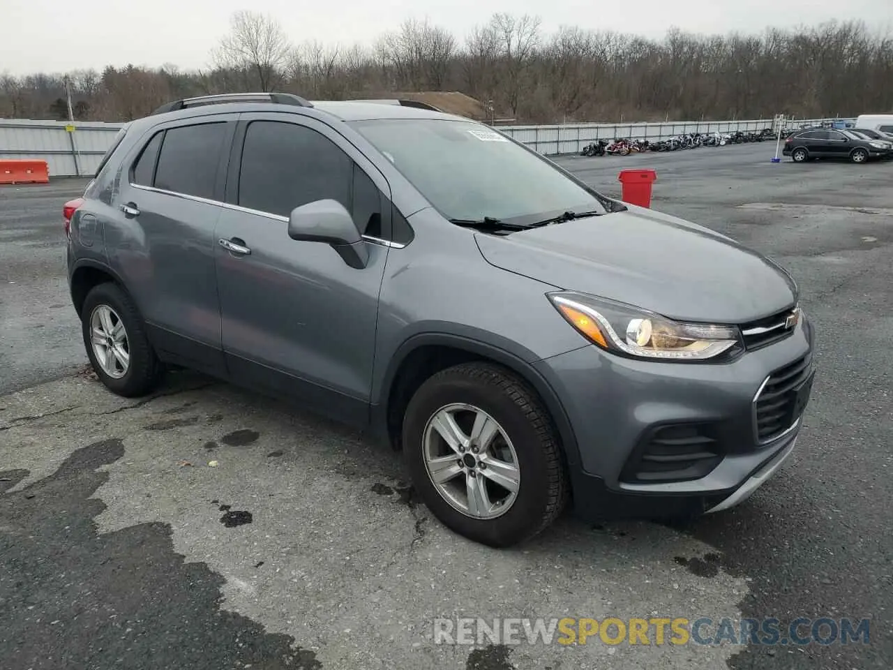 4 Фотография поврежденного автомобиля KL7CJPSB9KB900921 CHEVROLET TRAX 2019