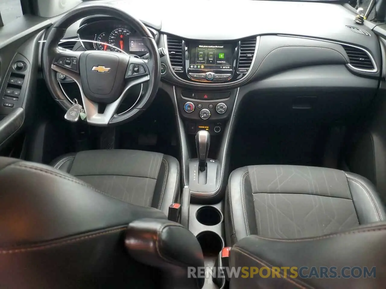 8 Фотография поврежденного автомобиля KL7CJPSB9KB900921 CHEVROLET TRAX 2019