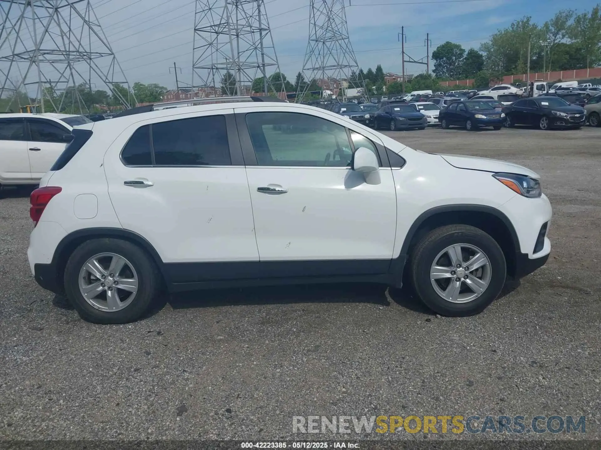 14 Photograph of a damaged car KL7CJPSBXKB757316 CHEVROLET TRAX 2019