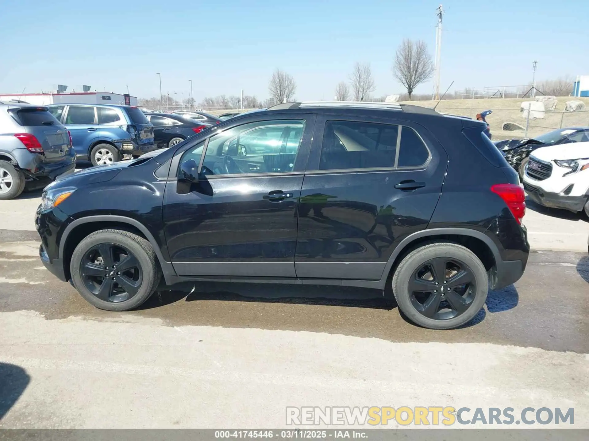 14 Photograph of a damaged car KL7CJRSB7KB854727 CHEVROLET TRAX 2019